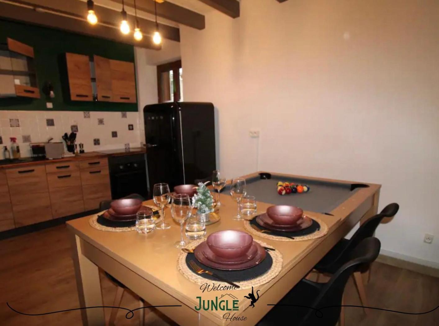 Maison "Jungle House" 90 M2 Billard, Retroprojecteur, Bar A Jeux , Vinyle, Wifi Fibre, Ideal Pro & Famille A Монбрізон Екстер'єр фото